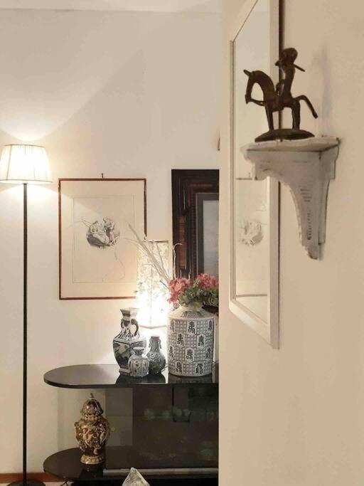 La Villa Bianca - Appartamento In Villa سيستو فيورنتينو المظهر الخارجي الصورة