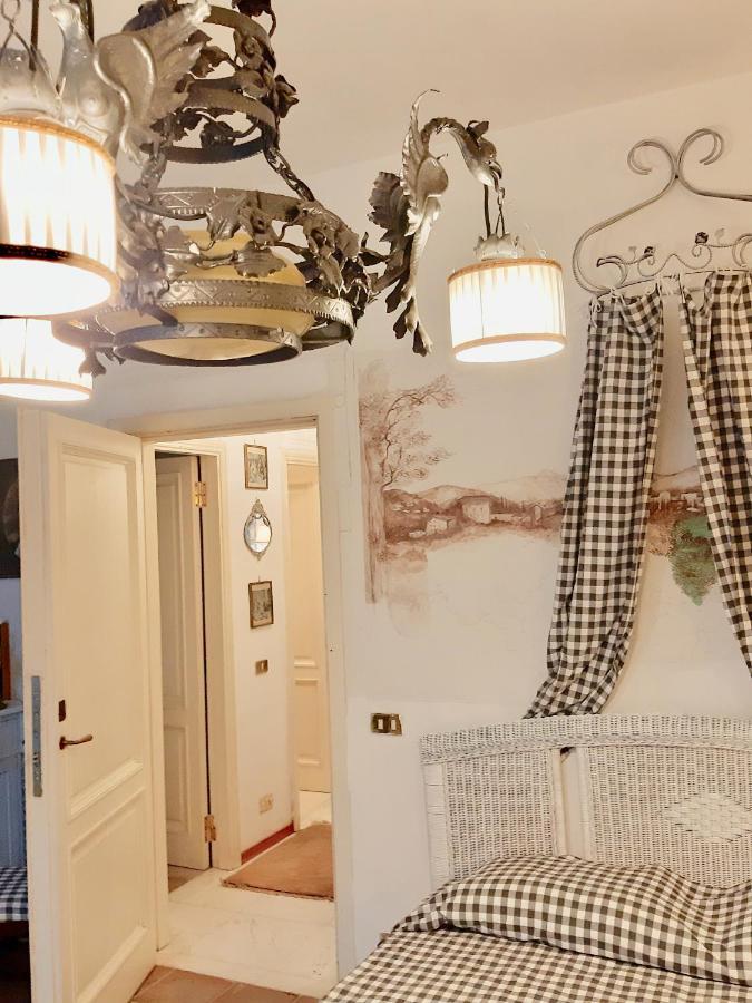 La Villa Bianca - Appartamento In Villa سيستو فيورنتينو المظهر الخارجي الصورة